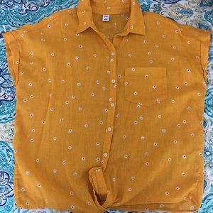 Yellow Daisy Button Shirt